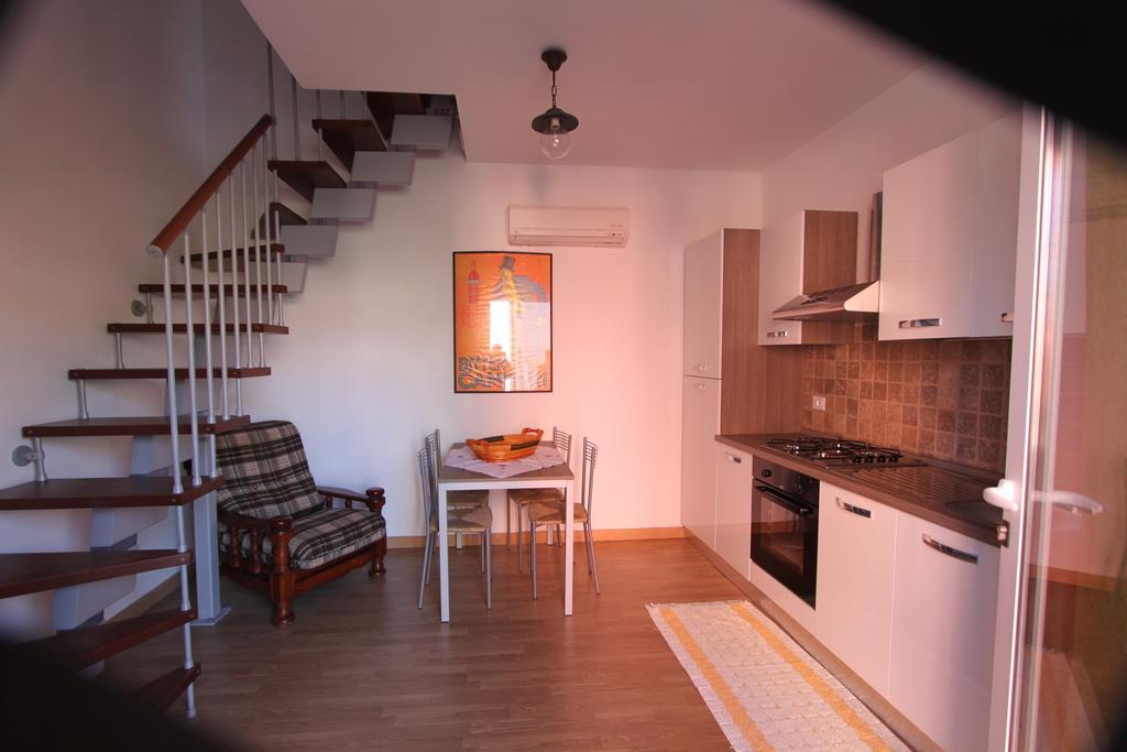 La Fonda Casa Vacanze-Appartamenti Con Piscina Санто-Стефано-ді-Маґра Номер фото